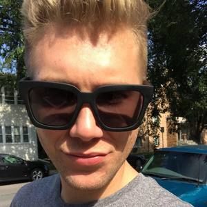 Meet your Posher, Cody